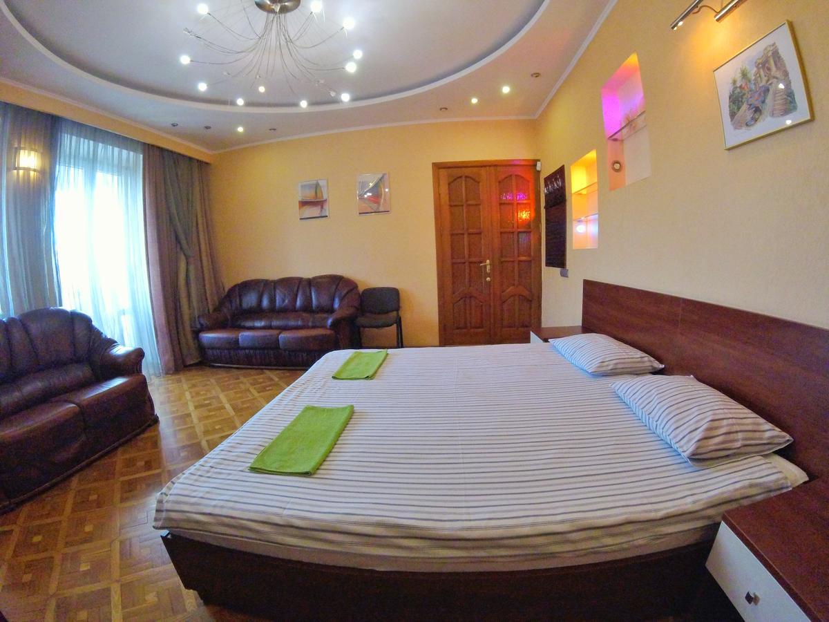 New Bed and Breakfast Minsk Buitenkant foto